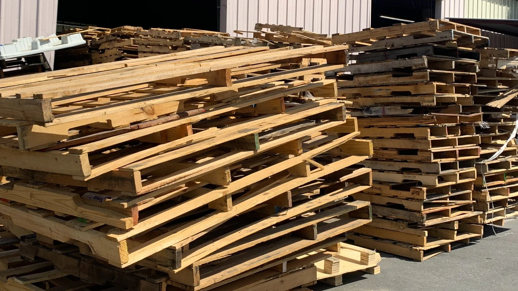 Pallets "R" Us — Sergio's Pallets