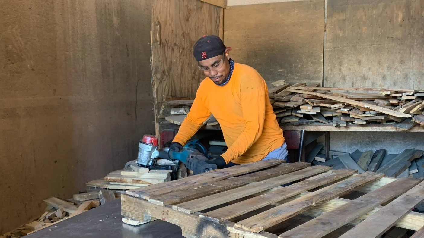Pallets "R" Us — Sergio's Pallets