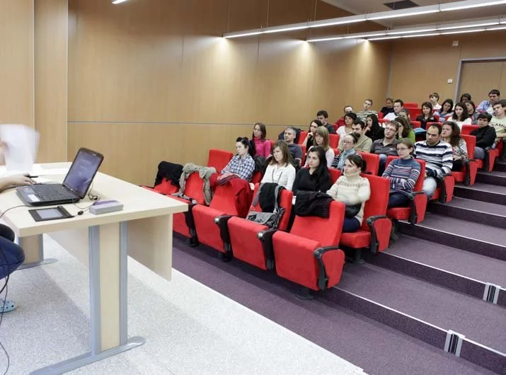 Studying-medicine-and-pharmacy-in-Tirgu-Mures-015.jpg