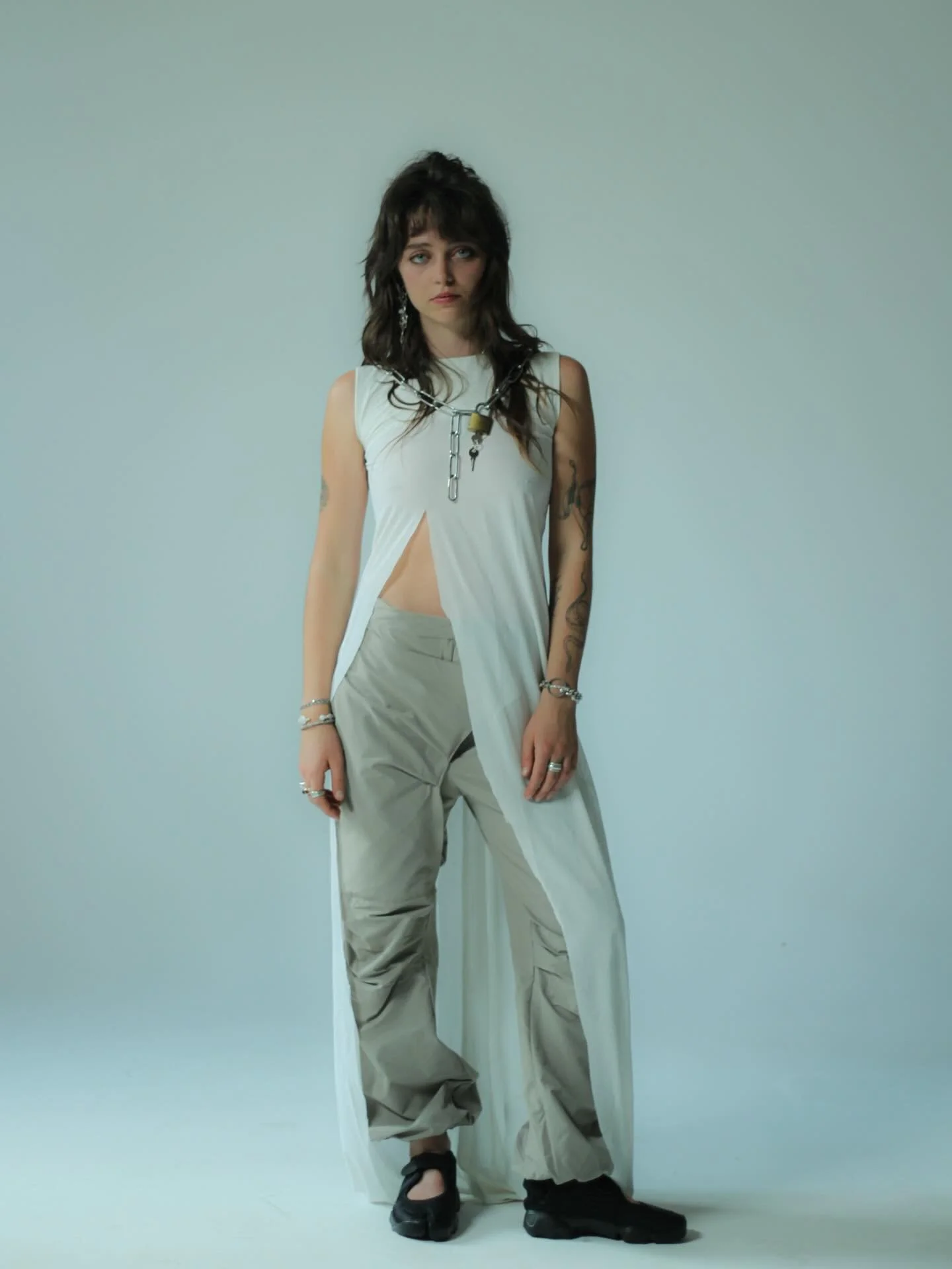 5

Model: @ohwowitsmolly 
Designer/Stylist/Photographer: @_____ceciiliia

#deadstock #reuse #foundfashion