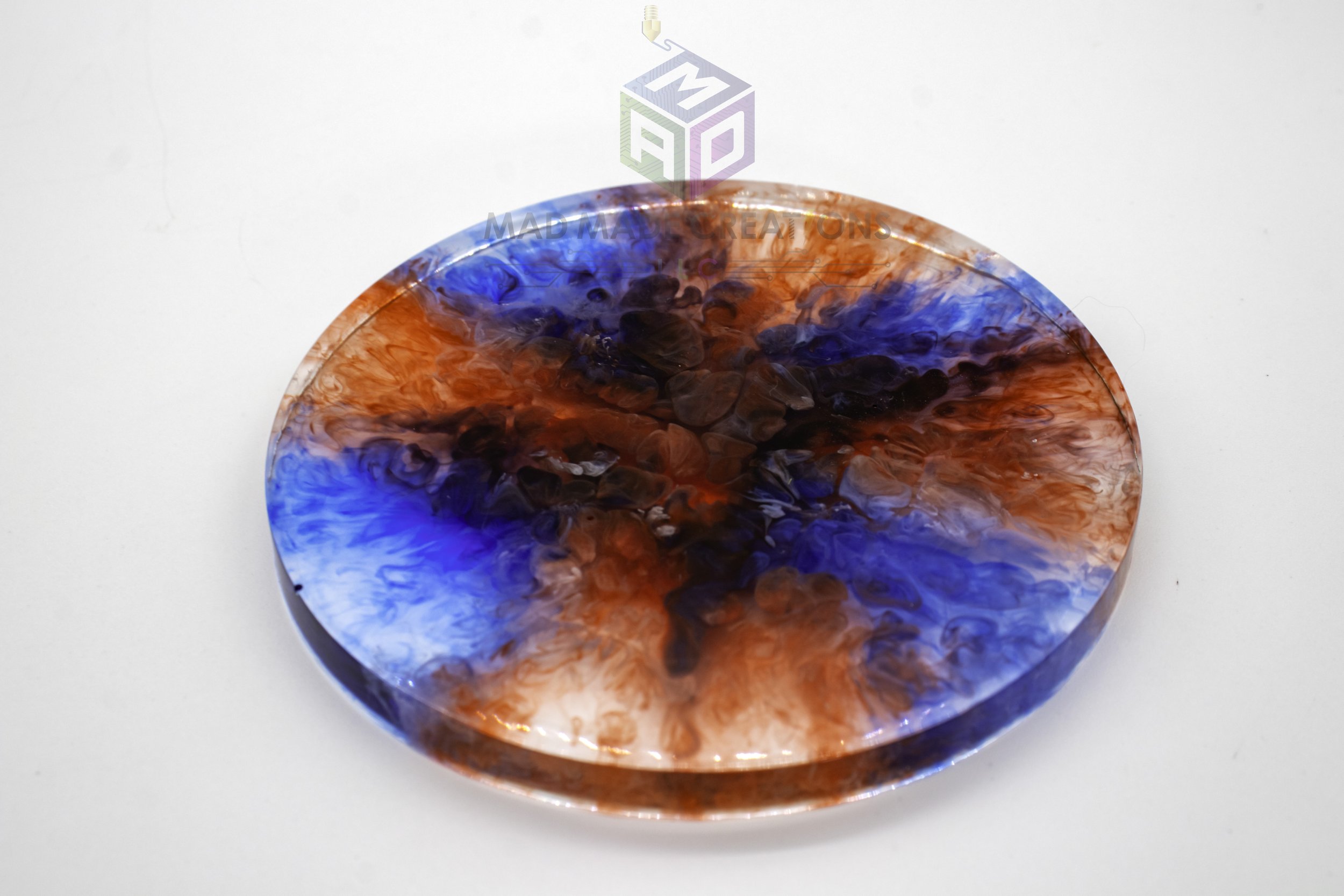 Red white and blue- crystal clear resin -zig zag design with colors- close up view -madmadecreations.jpg