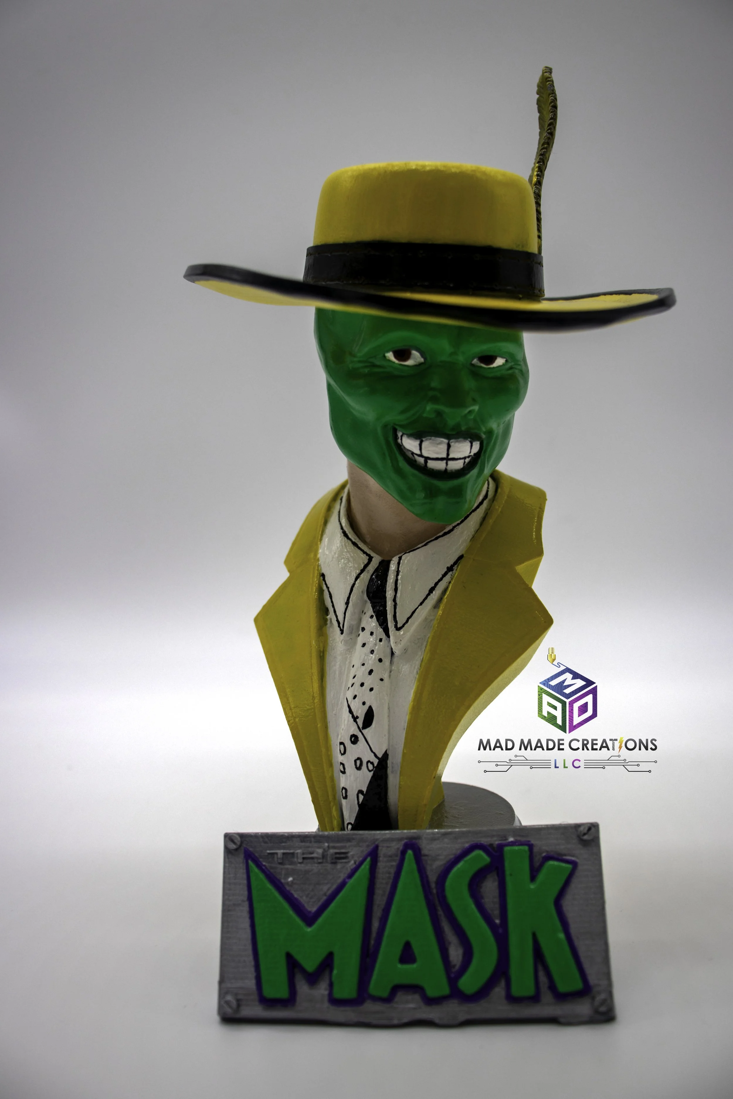 custom-3d-printed-the-mask-bust-fan-art-statue-hand-painted-jim-carrey-inspired-collectible-madmadecreations.jpg