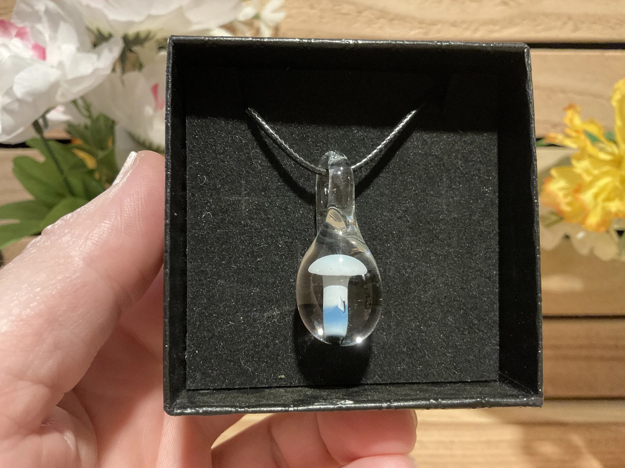 Implosion Mushroom Pendant - Fade to Black