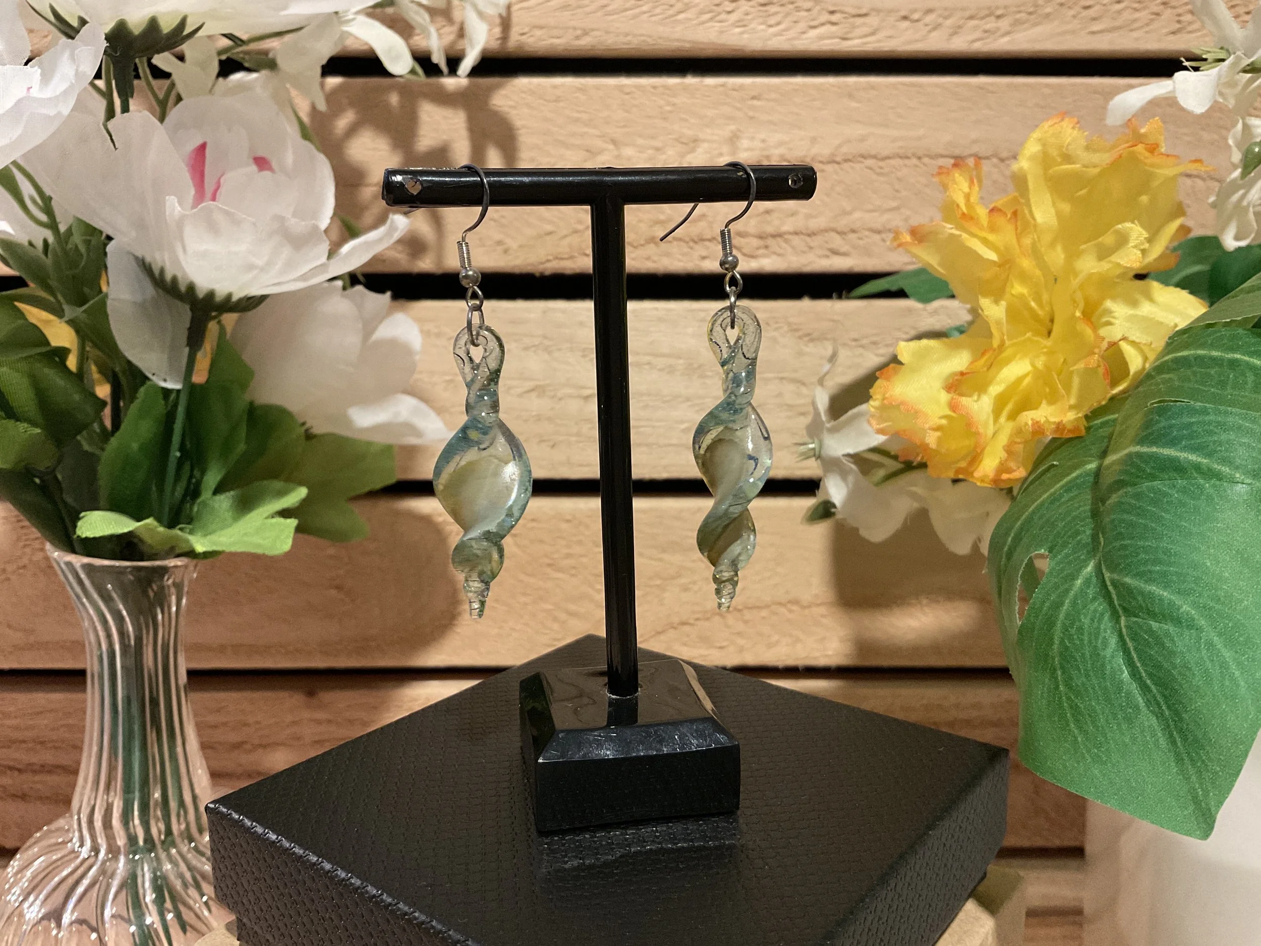 Twist earrings - Aqua marine w/ silver leaf