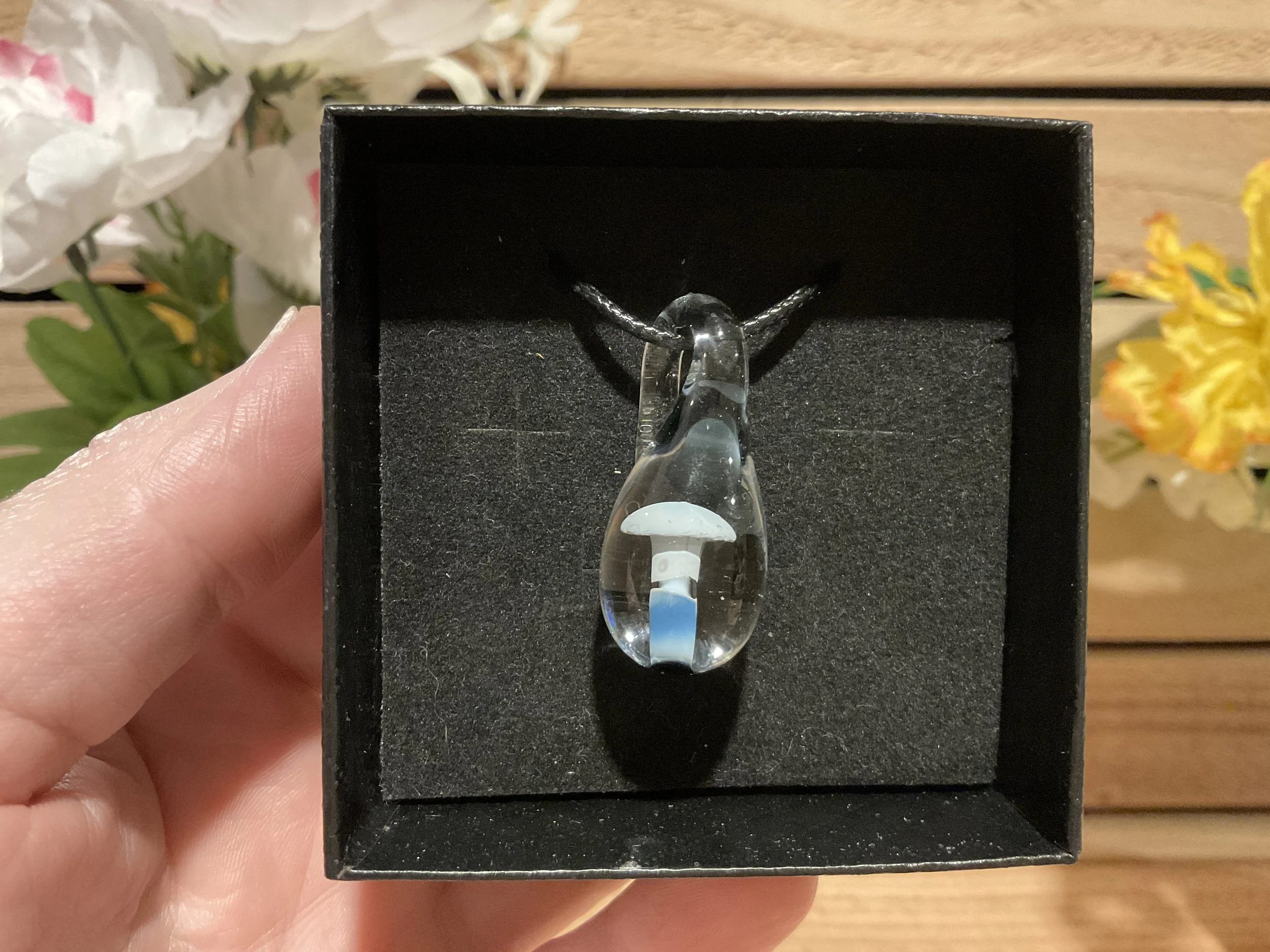 Implosion Mushroom Pendant - Fade to Black