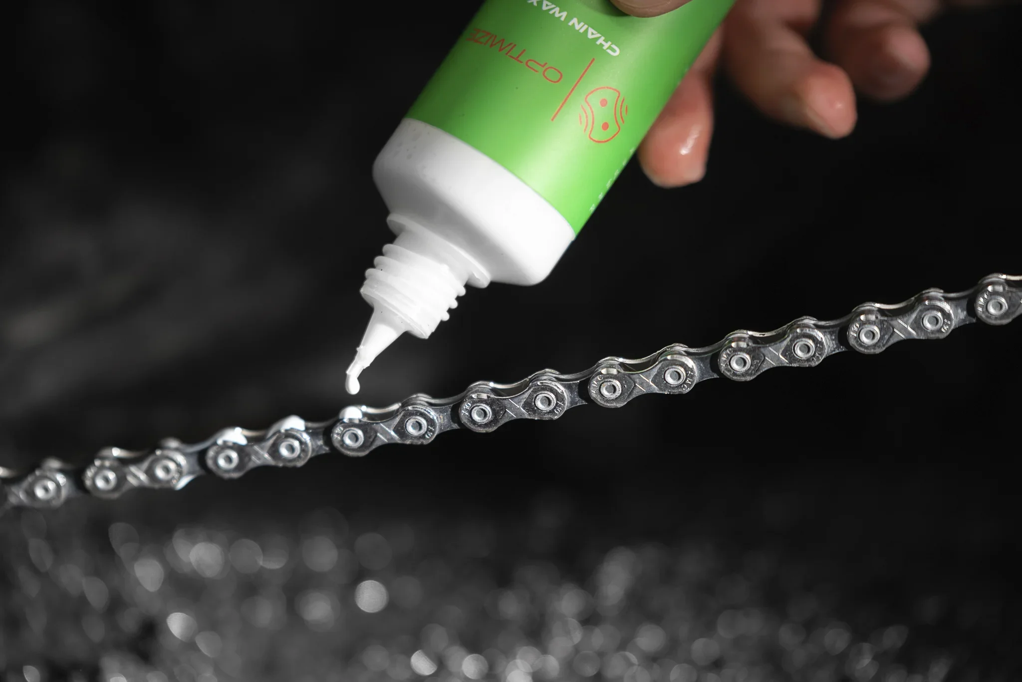 basic-bikes-story-optimize-kettenwachs-flüssigwachs.webp