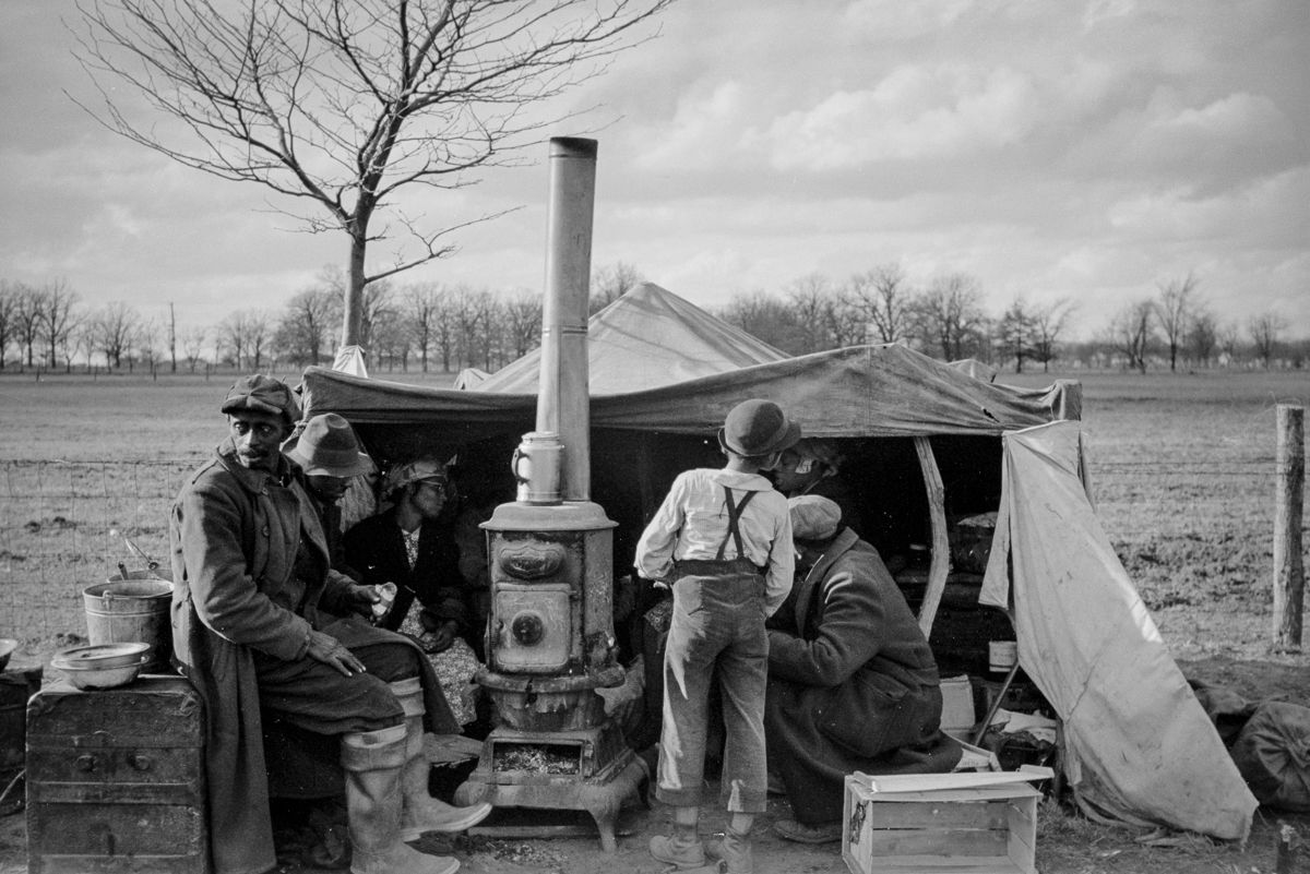 Живет 20 30 лет. Фермеры в США 1930. Великая депрессия в США, 1930. Америка в 1930-е годы. Великая депрессия фермеры.