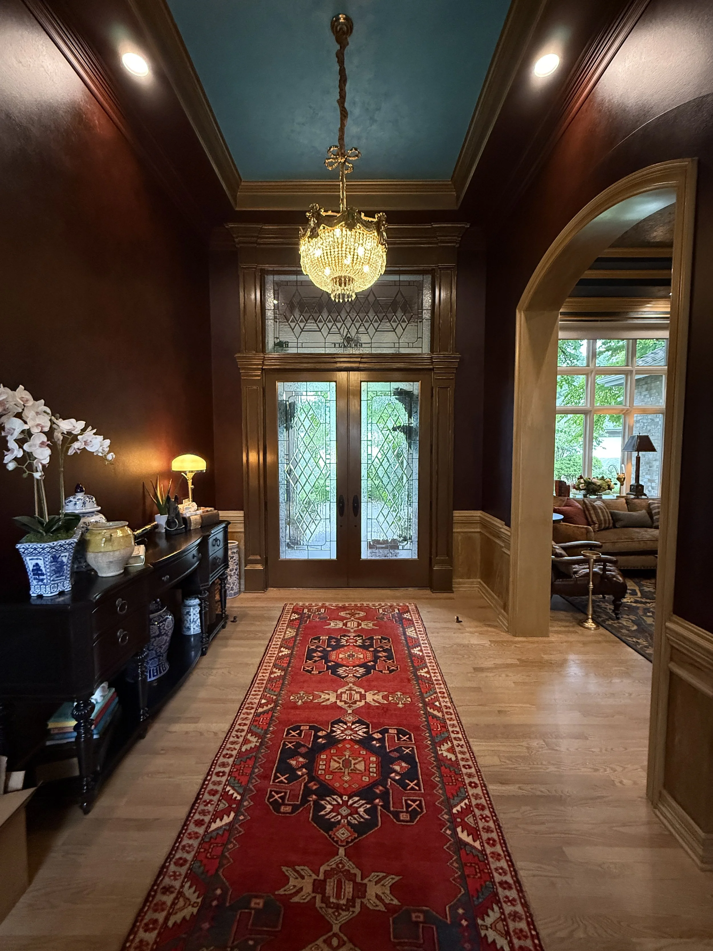 Completed entry. Walls, Ceiling, Doors and woodwork all done by RDF.