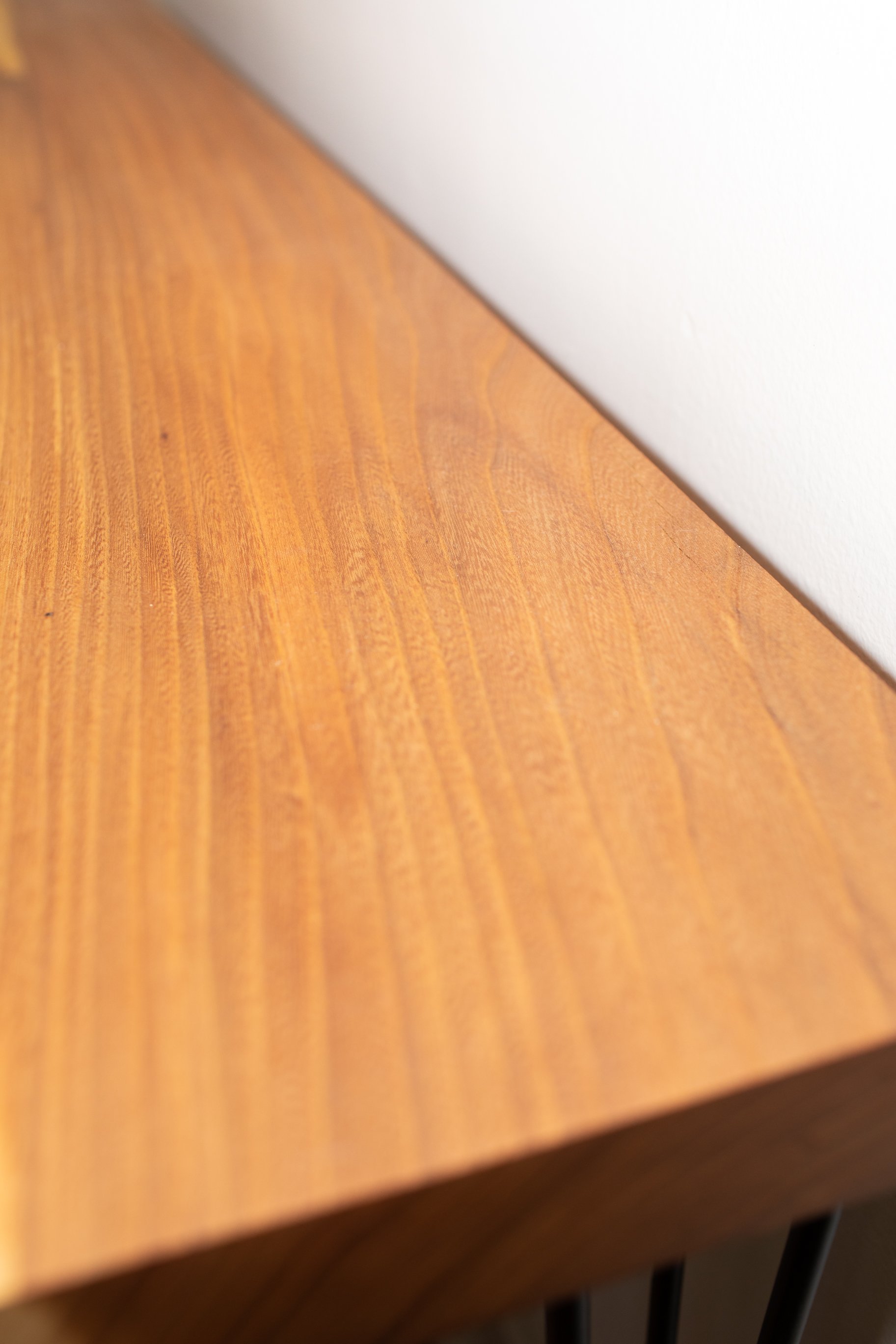 carlo-woodworking-console-liveedge-7.jpeg