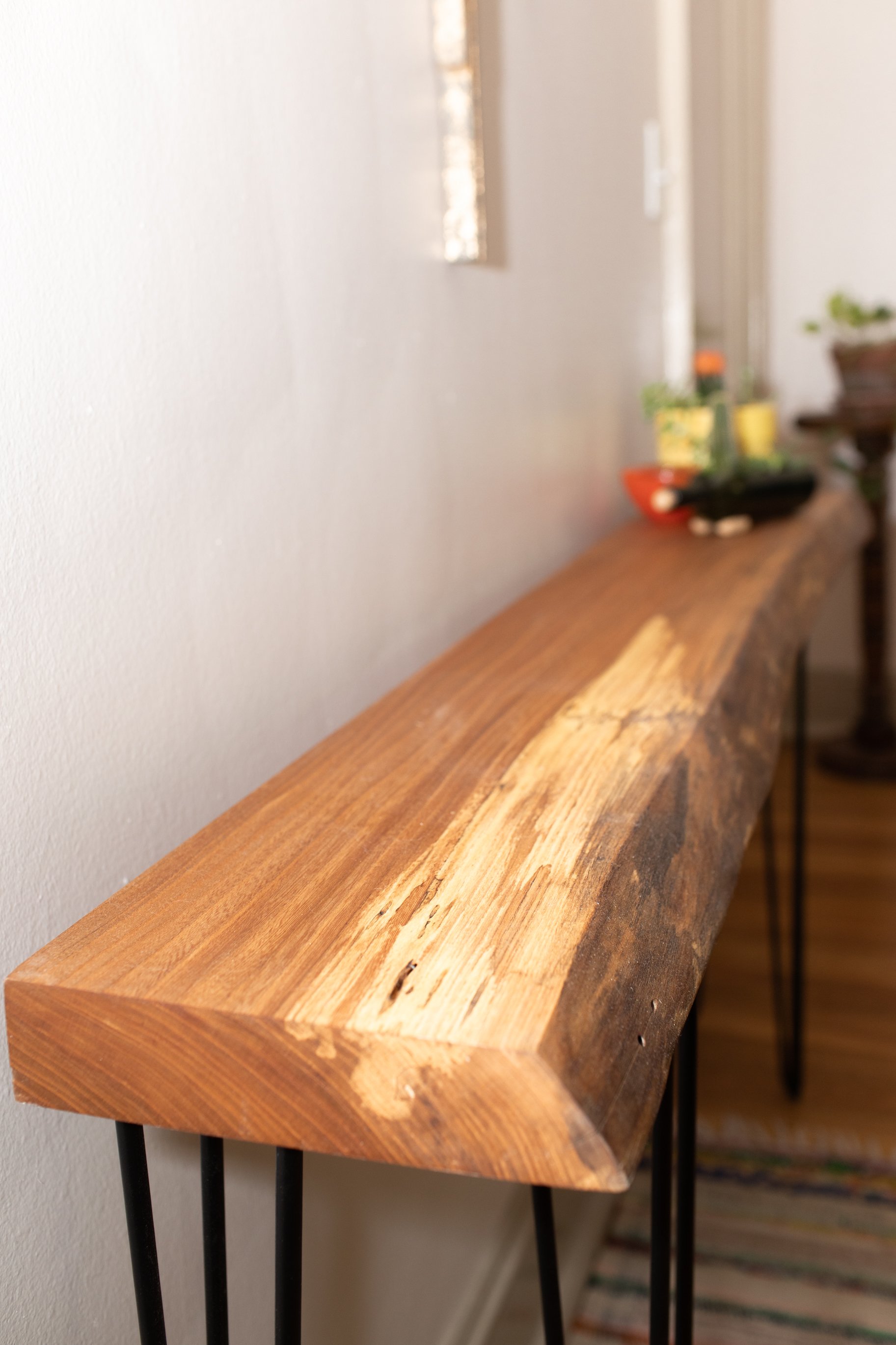 carlo-woodworking-console-liveedge-2.jpeg