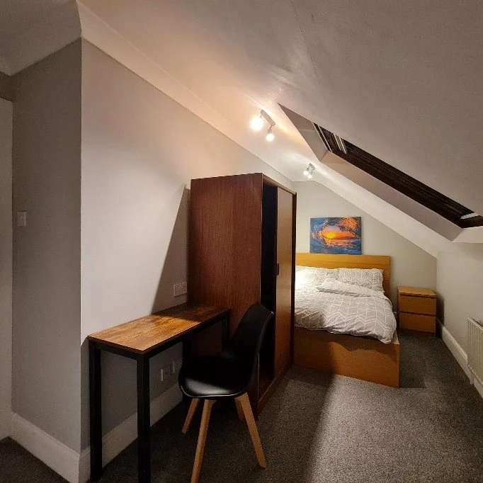 Property-Management-Services-Exeter-Devon-Thrice-Property-Solutions-HMO-Blenheim-road-Shared- House-Portfolio-lease- Double-room5-furnished.jpg