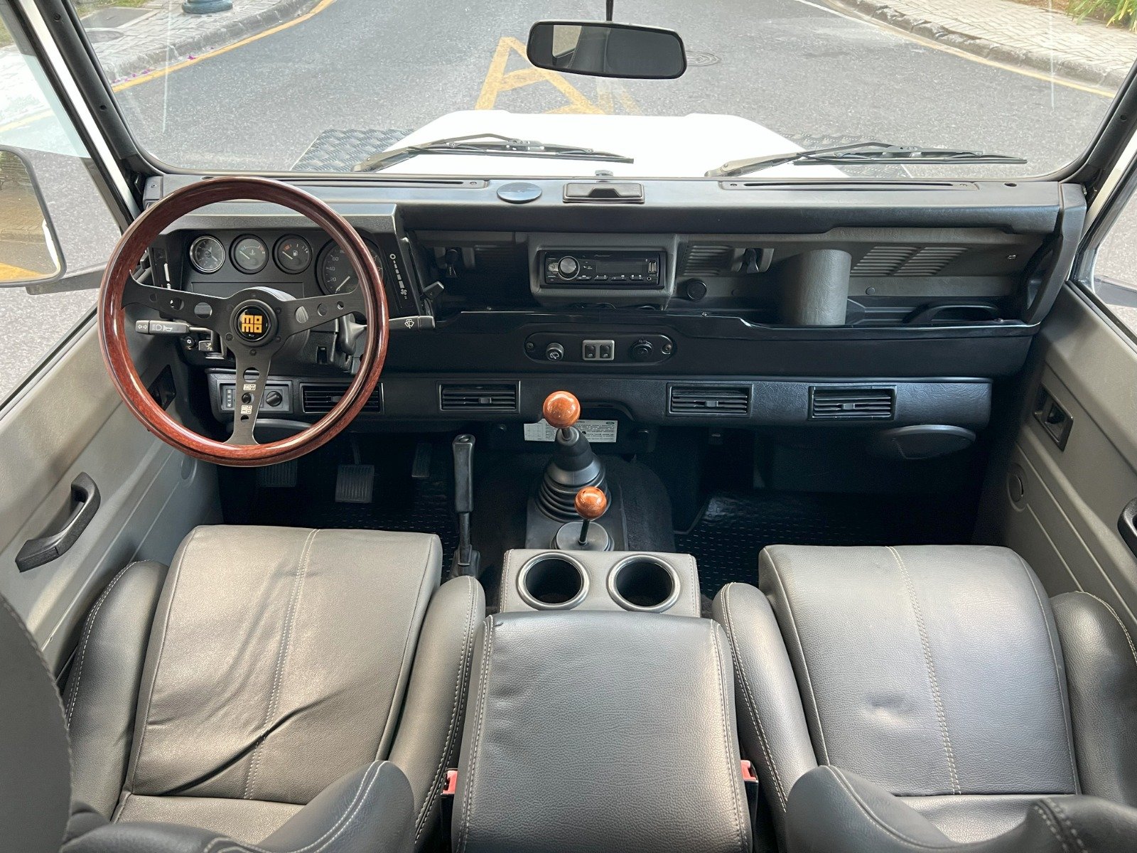 land rover defender 90 for sale (16).jpeg