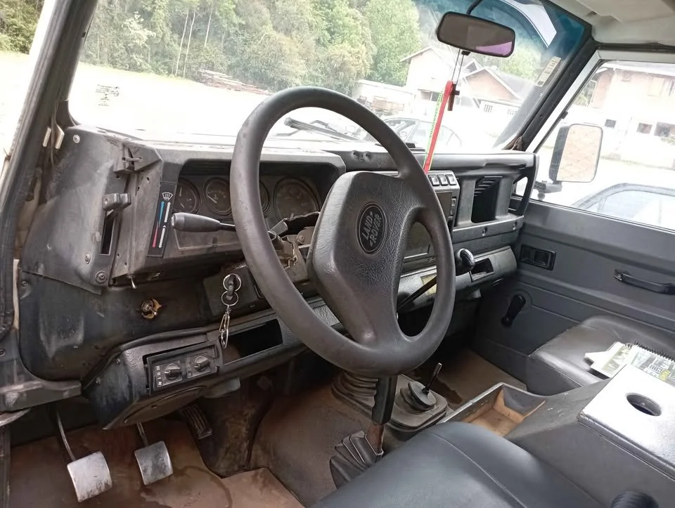 land rover defender 110_2.jpg