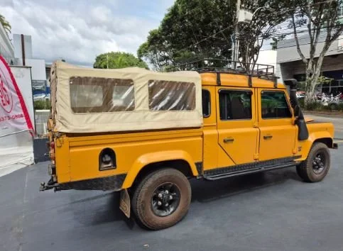 130 defender_3.JPG