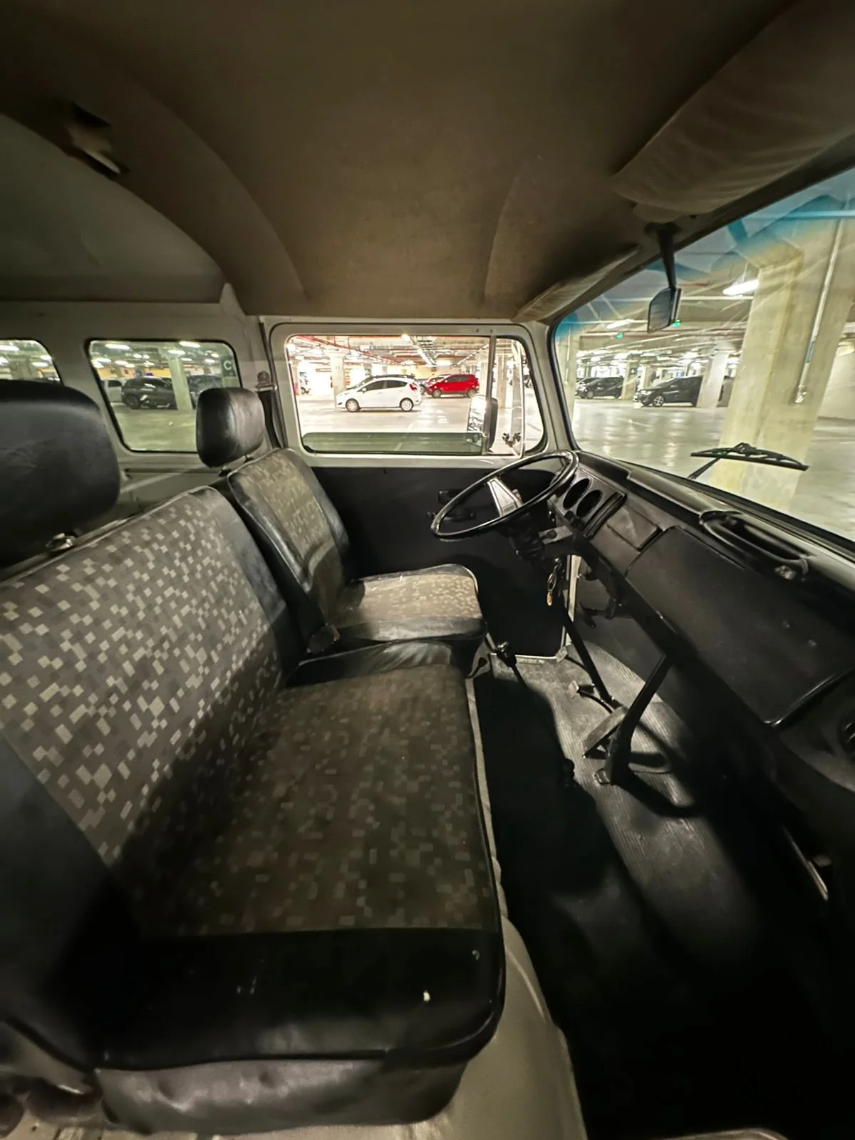 vw t2 baywindow bus (27).jpeg