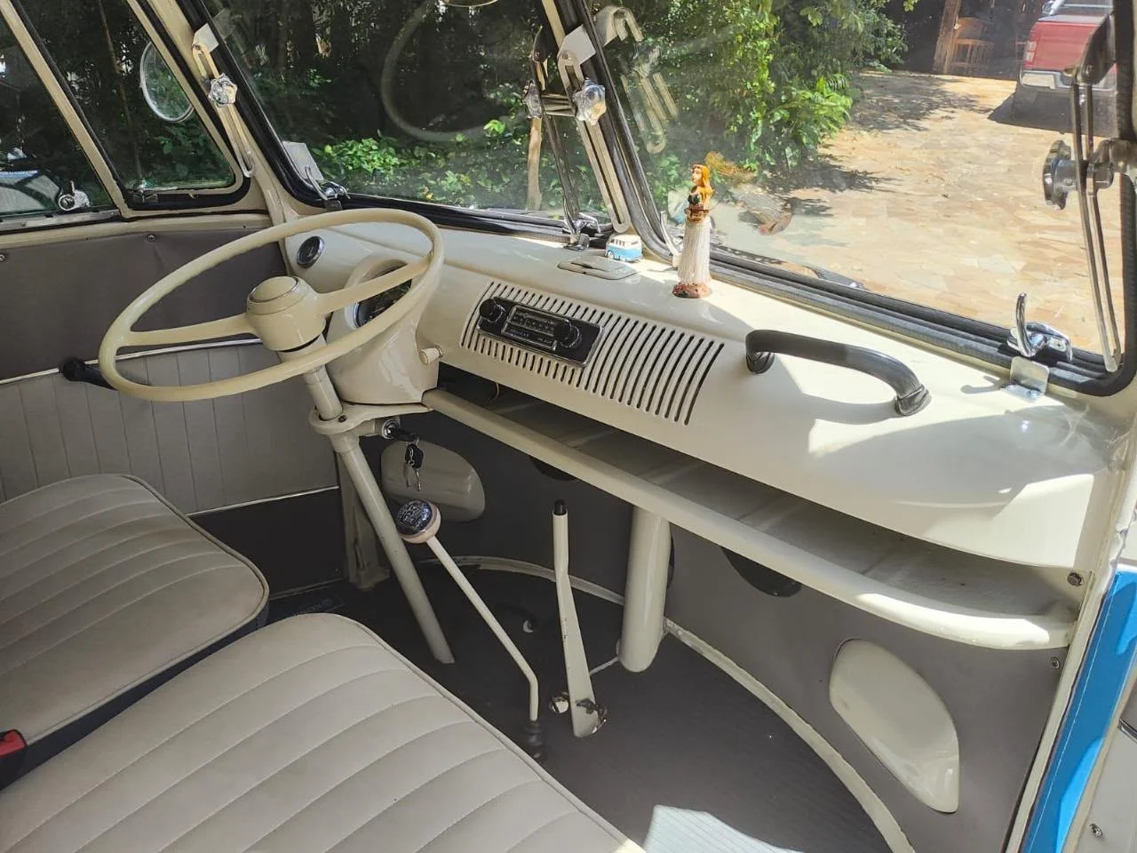 volkswagen splitwindow bus for sale (7).jpeg