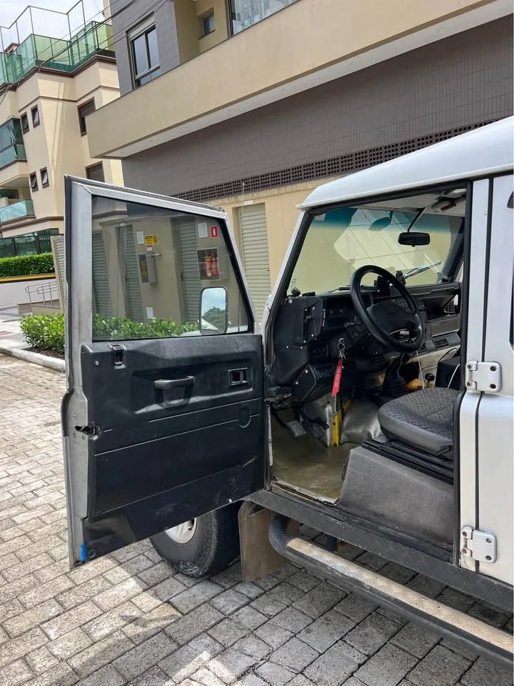 land rover defender 110_13.jpg