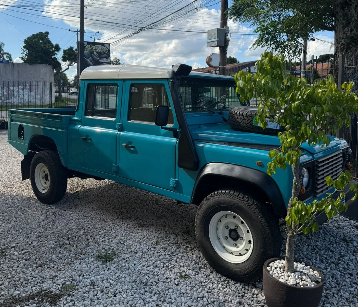 land rover defender 130 for sale (26).jpeg