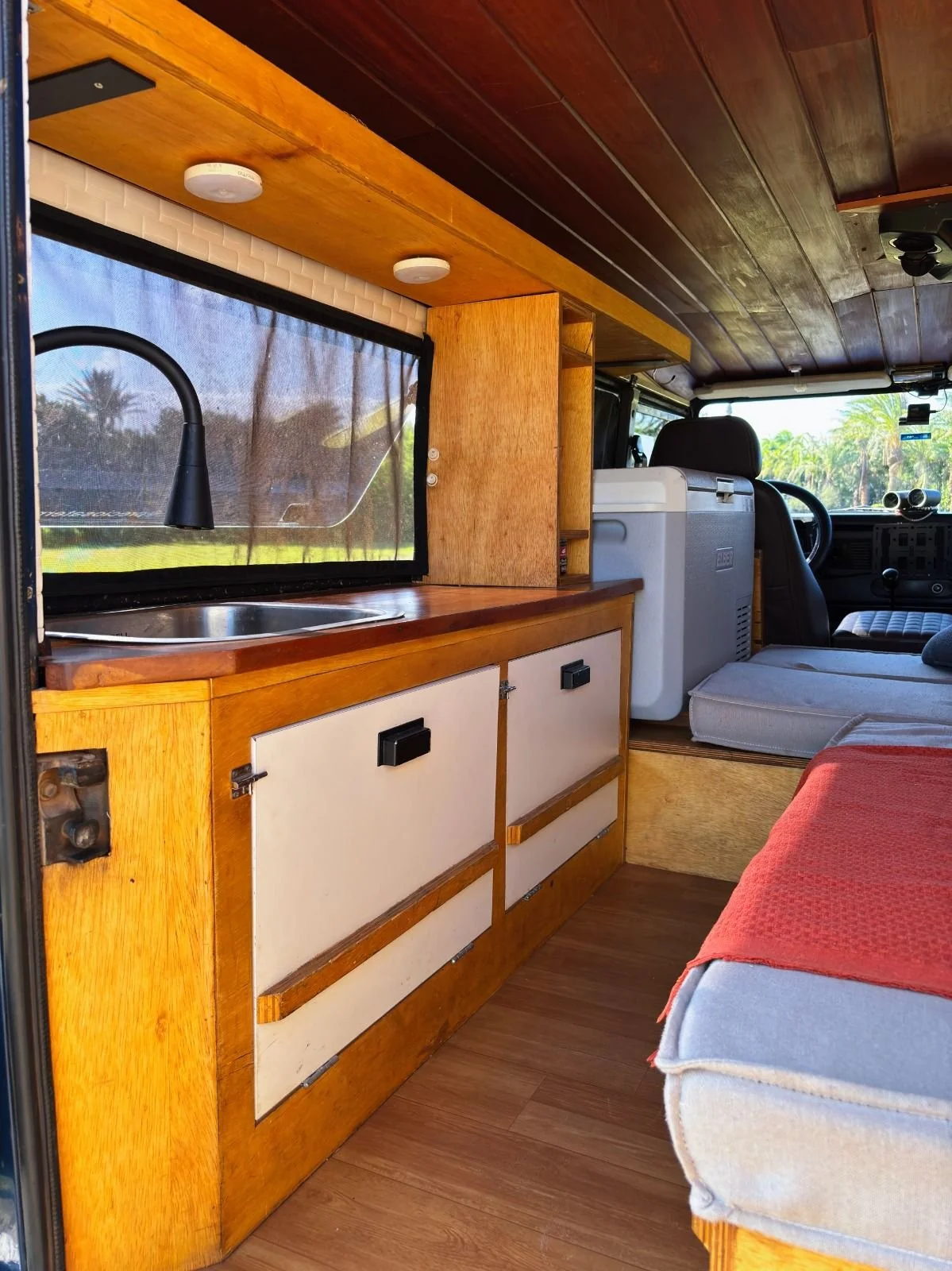 land rover defender 110 camper (13).jpeg