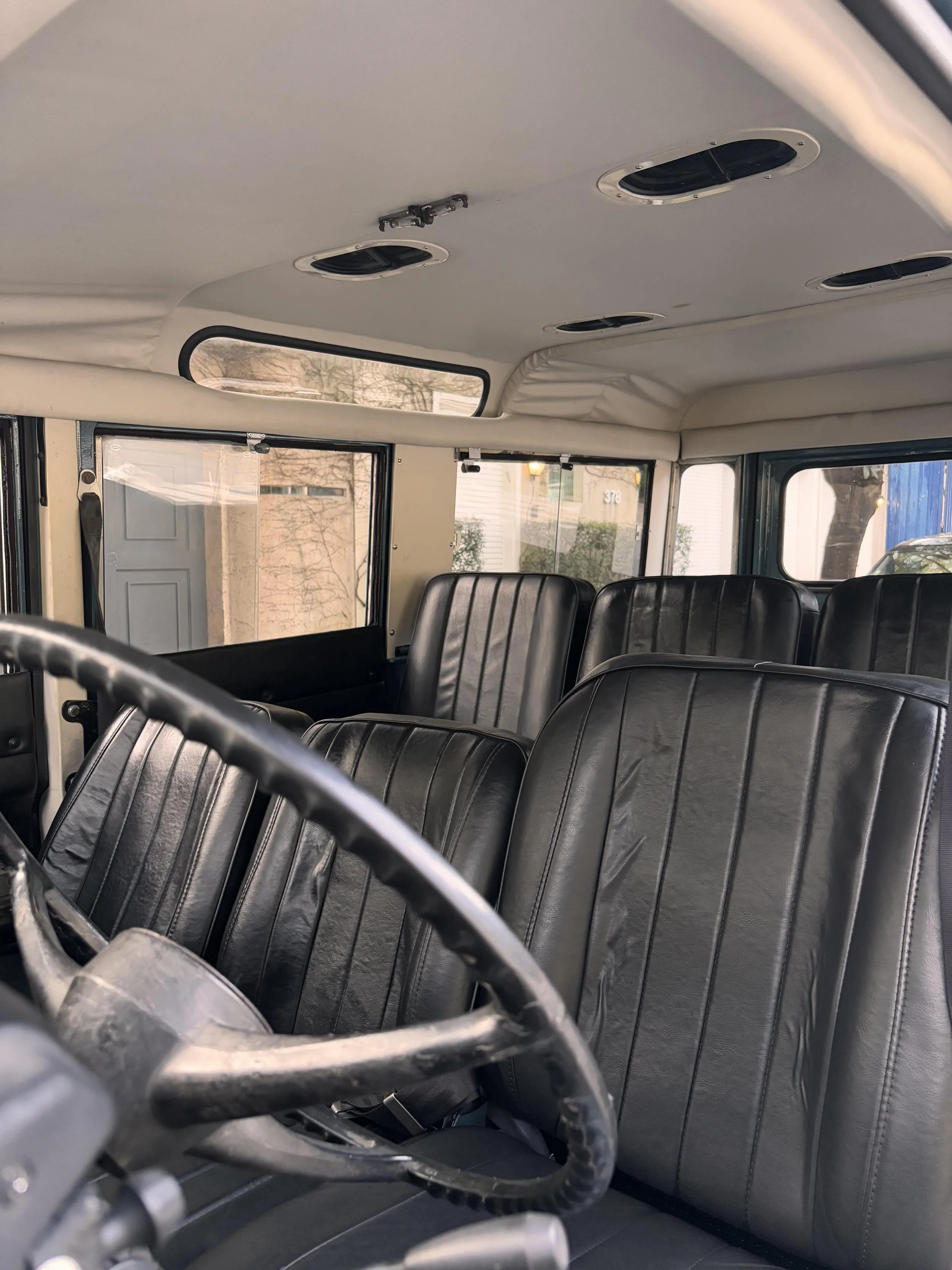 land rover defender for sale (15)-min.jpg