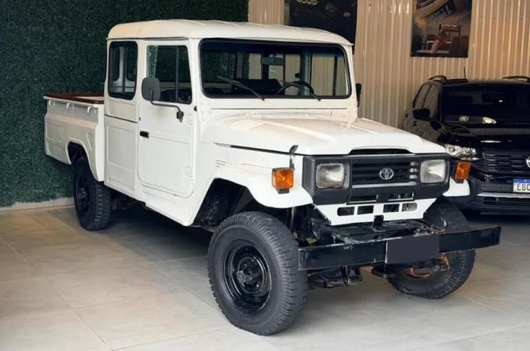 toyota crew cab for sale_1.JPG