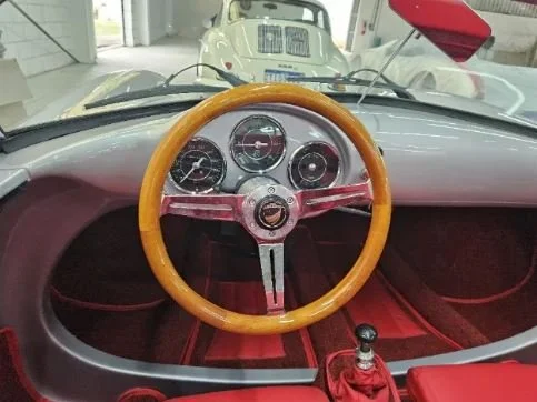 chamonix 550 spyder replica for sale_13.JPG