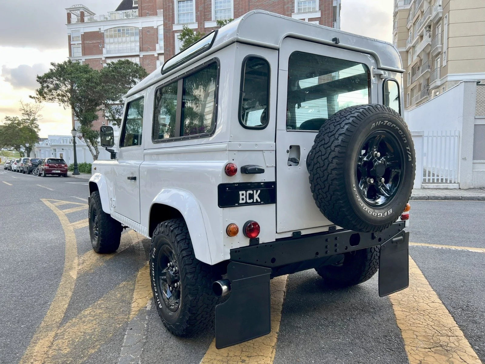 land rover defender 90 for sale (4).jpeg