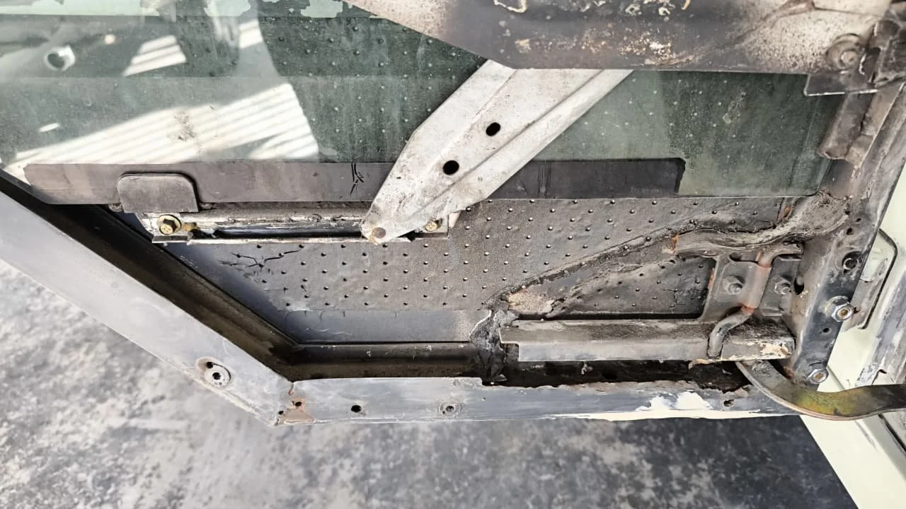 130 land rover (19).jpeg