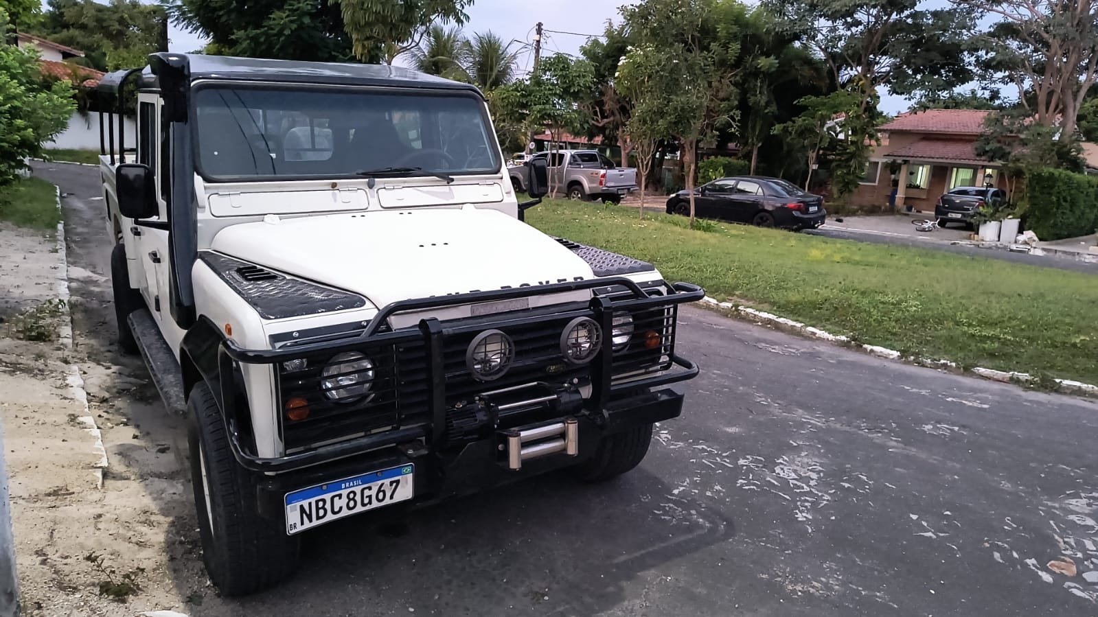 land rover defender 130 for sale (17).jpeg