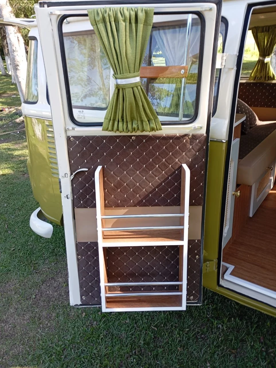 VW T2 Bay Window Camper Van Green | Classic Volkswagen Camper ...