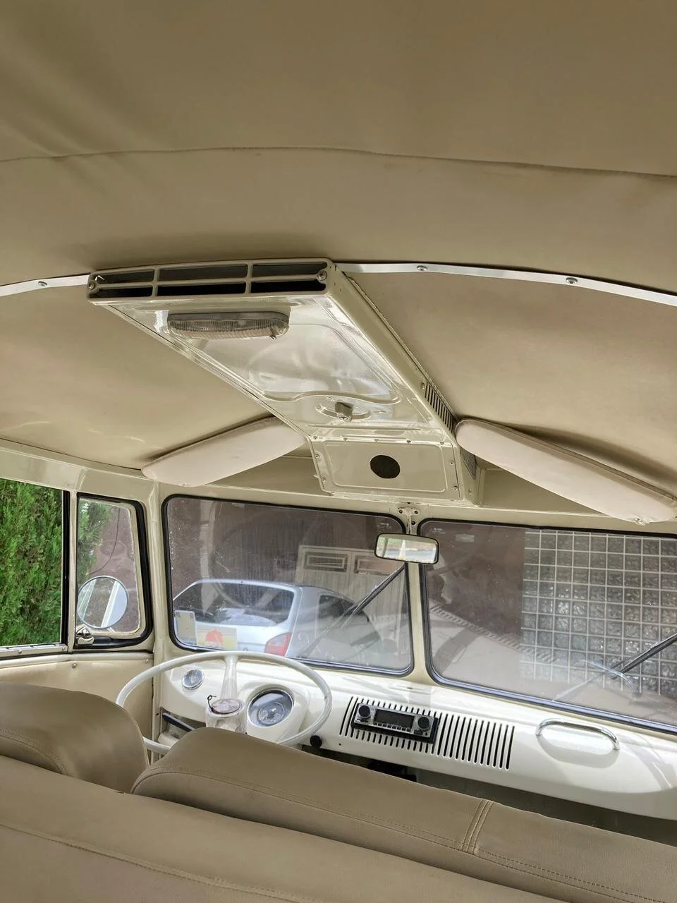 T1 split window bus 1968 — Brazilian Classic Cars