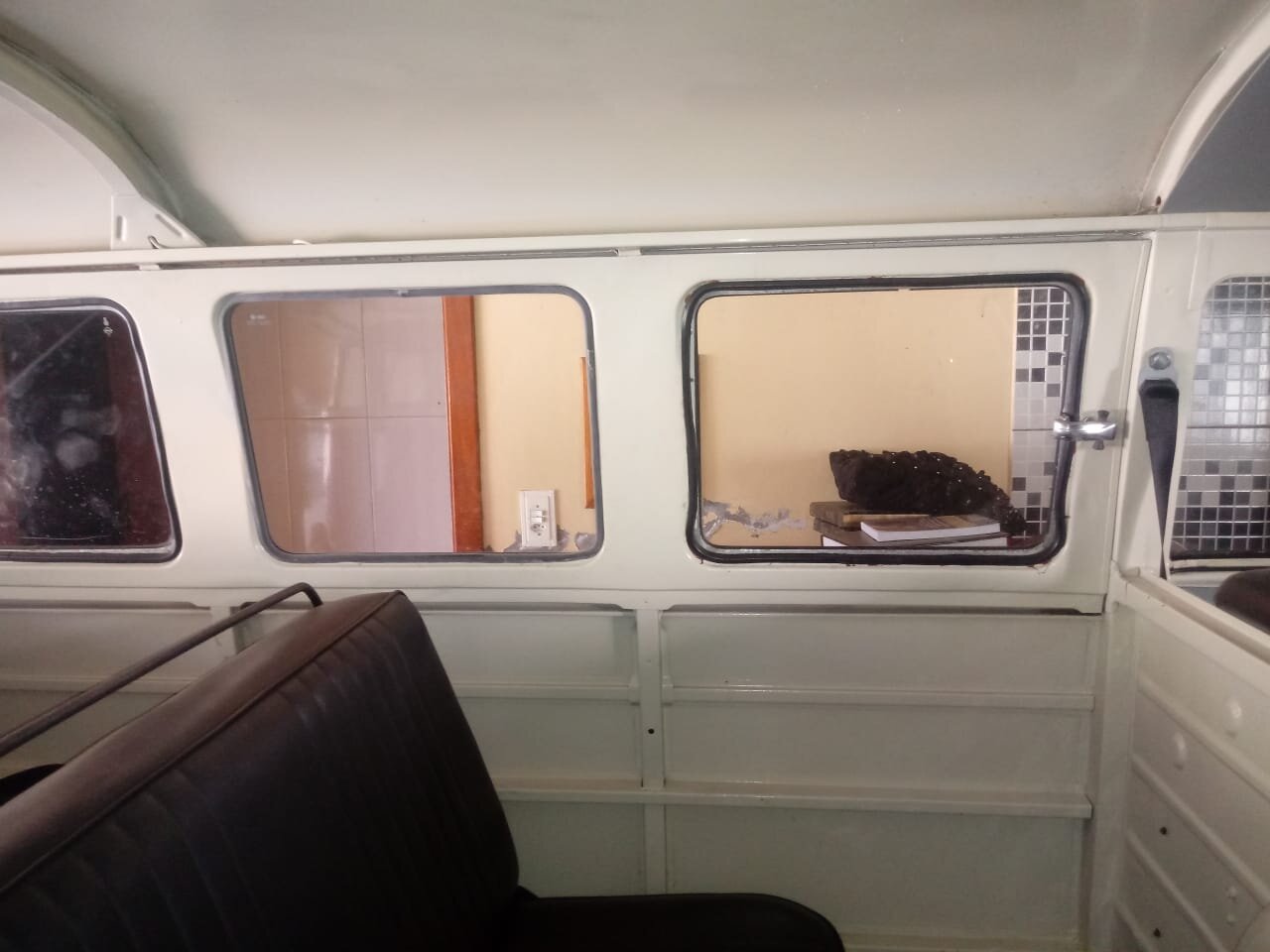 vw t1 split window bus (19).jpeg
