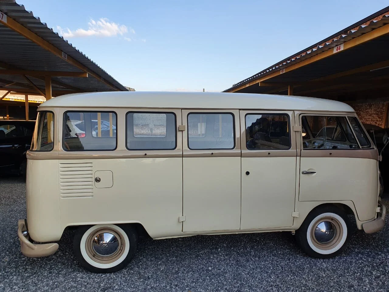vw t1 bus kombi brazil (3).jpeg