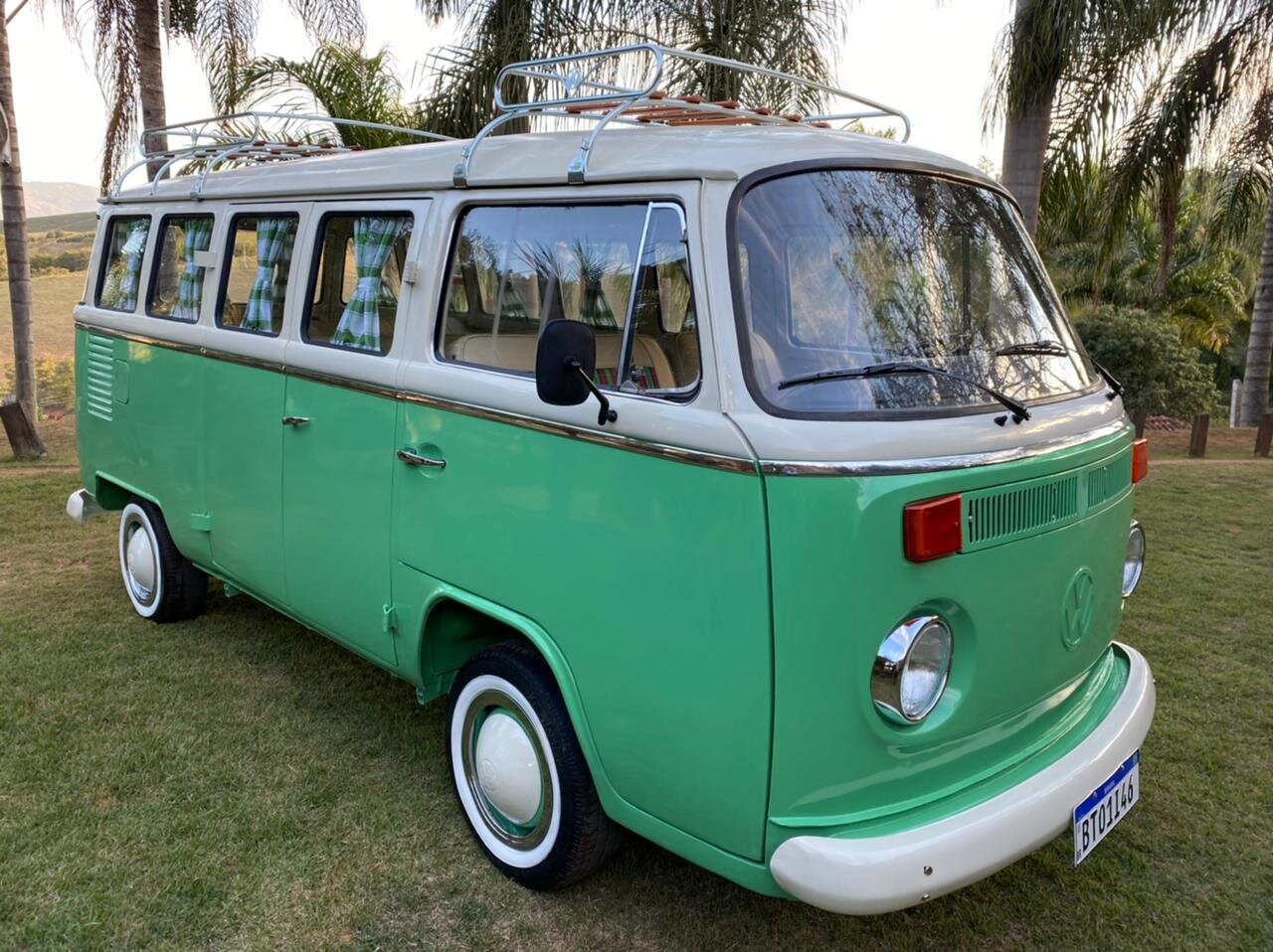 t2 baywindow camper bus (1).jpeg