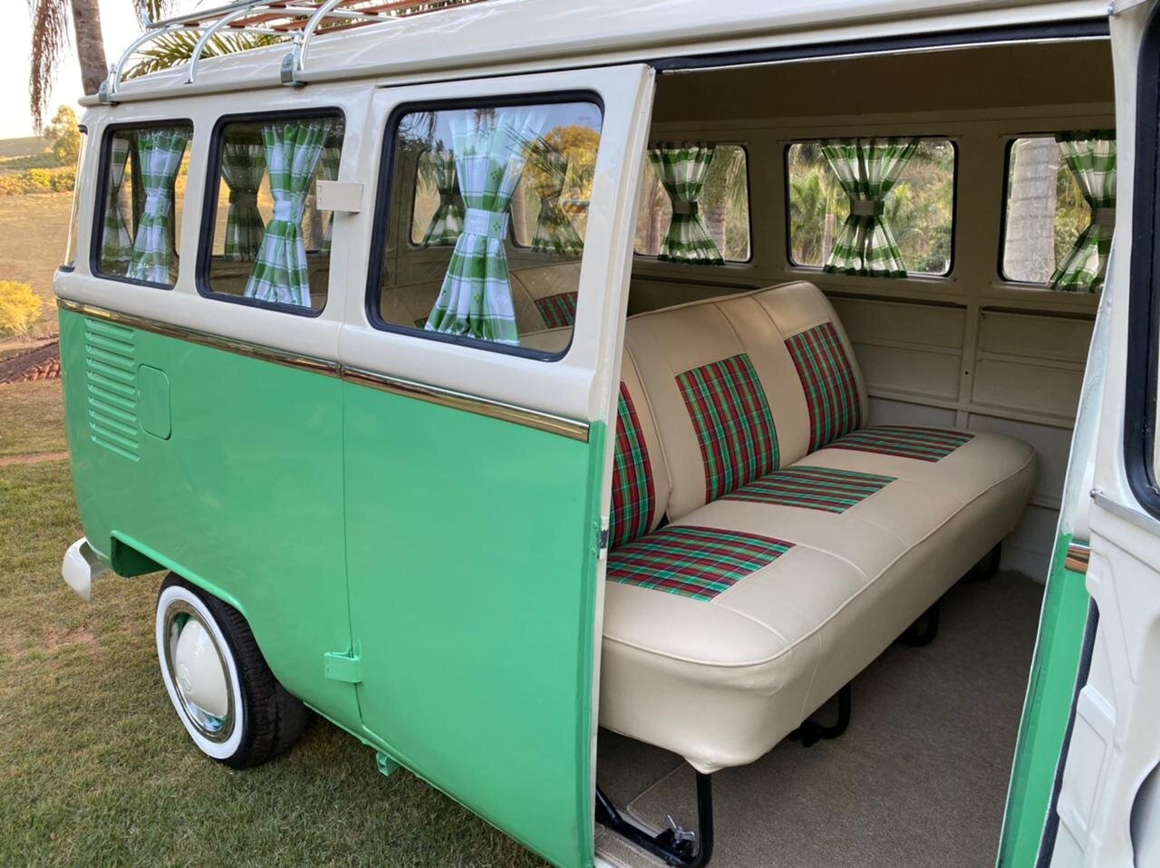 t2 baywindow camper bus (12).jpeg