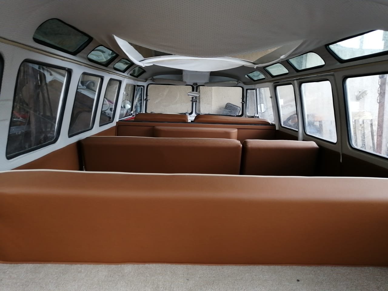 vw t1 splitwindow bus samba replica (9).jpeg