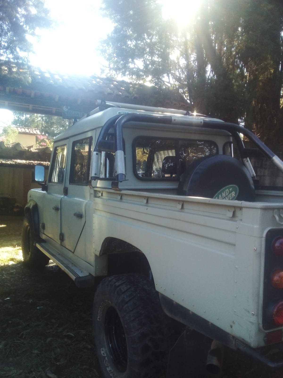 land rover 130_ (19).jpeg