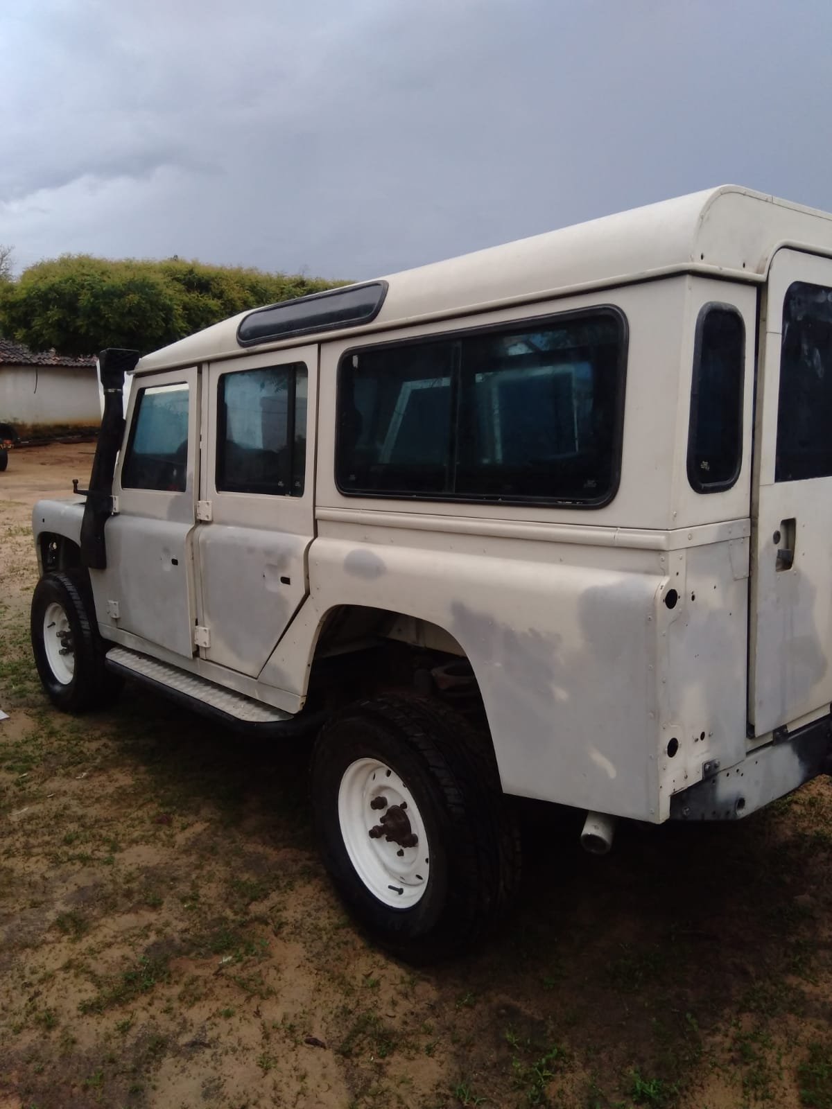 land rover defender project for sale (37).jpeg