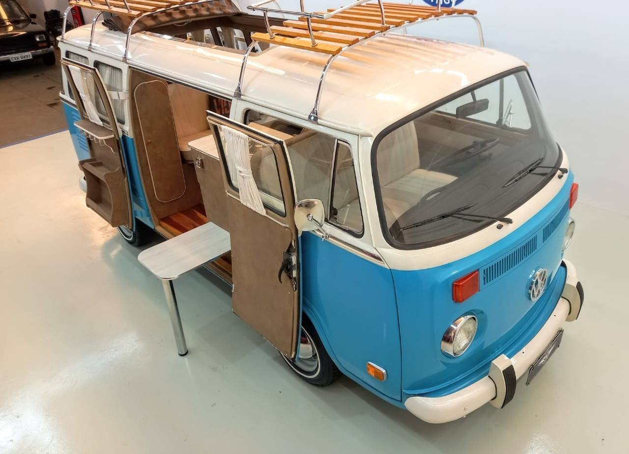 VW T2 baywindow bus camper van 1984 — Brazilian Classic Cars