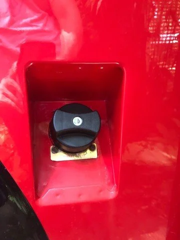 90 gas tank.jpg
