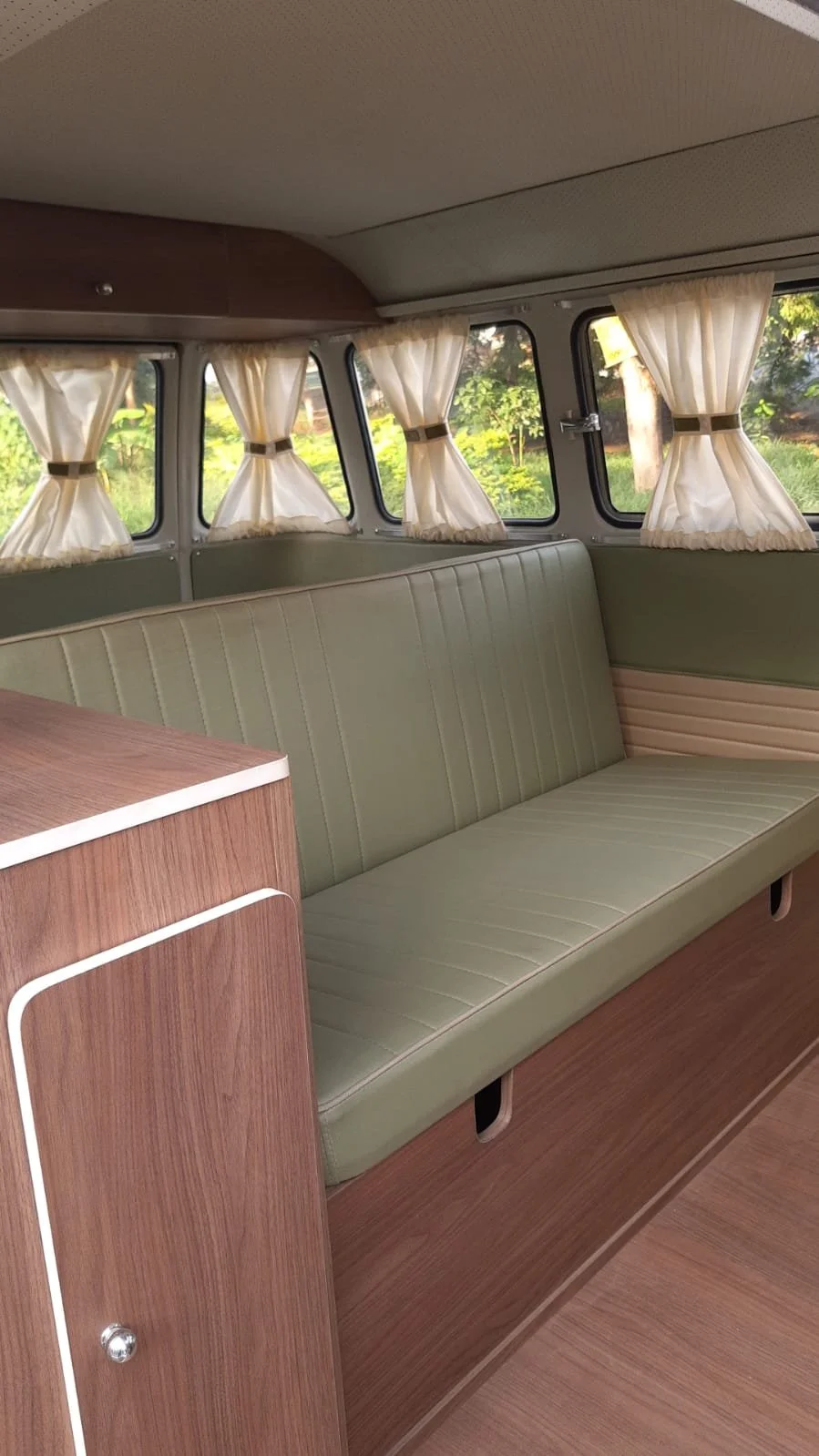 T1 split window bus camper van 1975 — Brazilian Classic Cars