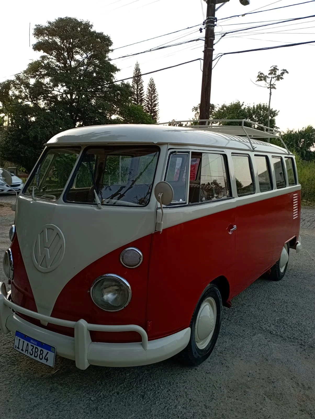 T1 split window bus 1975 — Brazilian Classic Cars