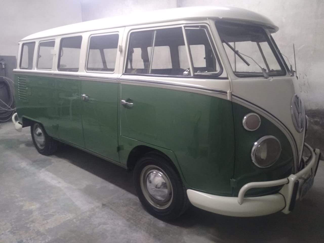 vw_t1_splitwindow_bus_for_sale (2).jpeg