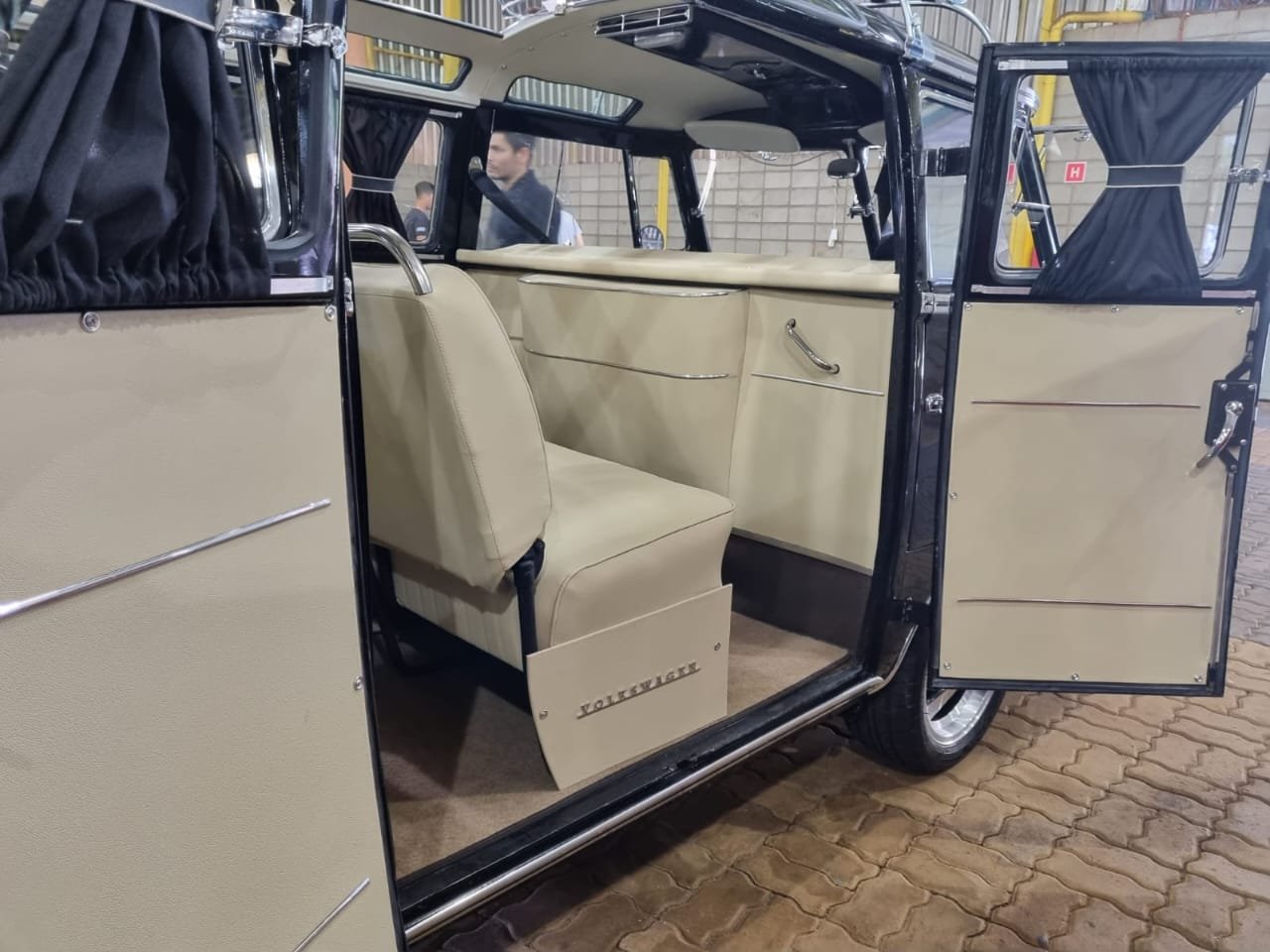 vw_t1_samba_replica_for_sale (24).jpeg