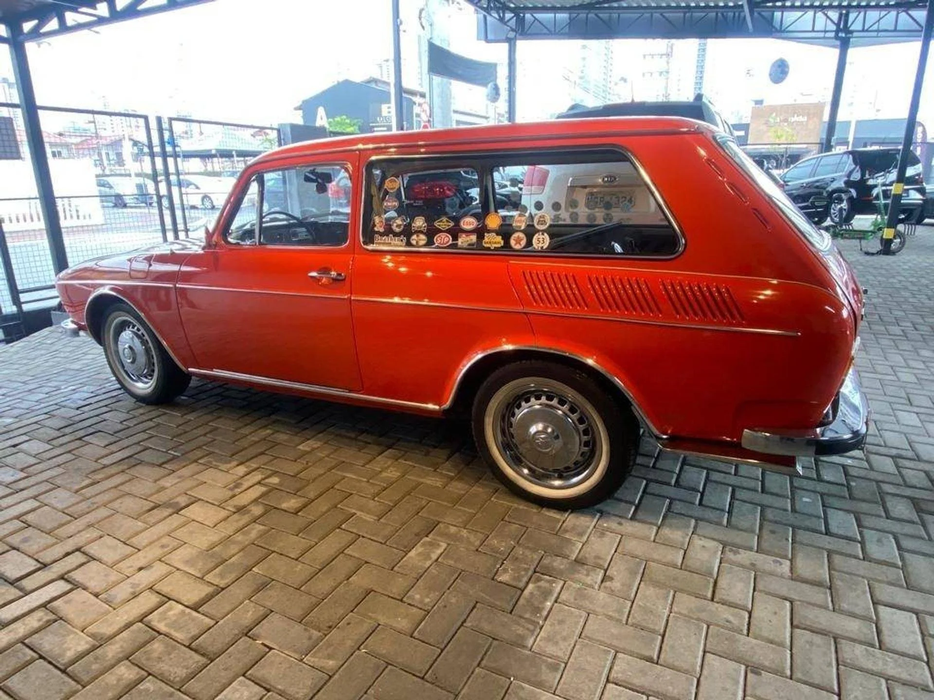 VW Variant 1975 — Brazilian Classic Cars