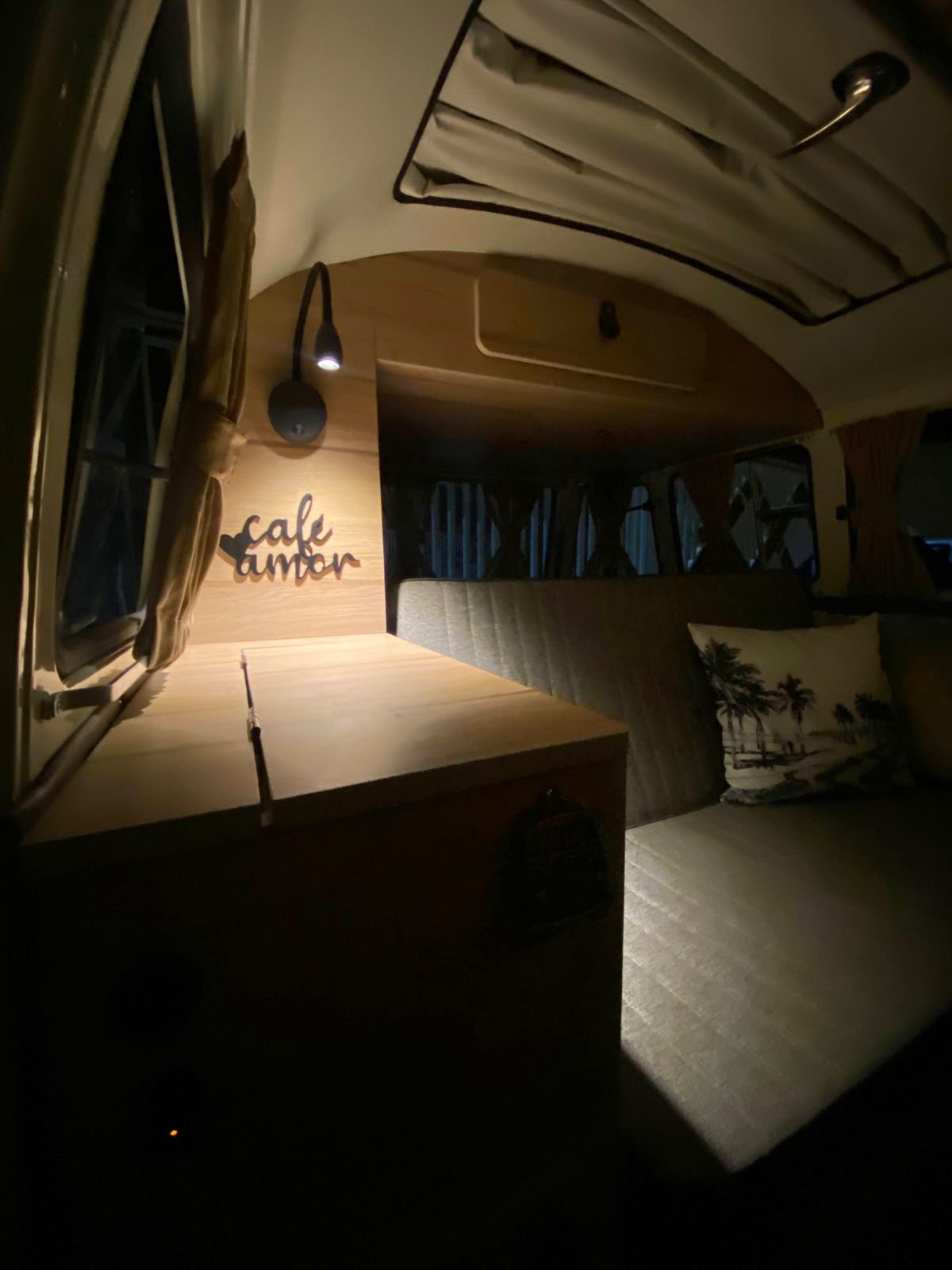 vw_t2_baywindow_bus_camper_van (28).jpeg