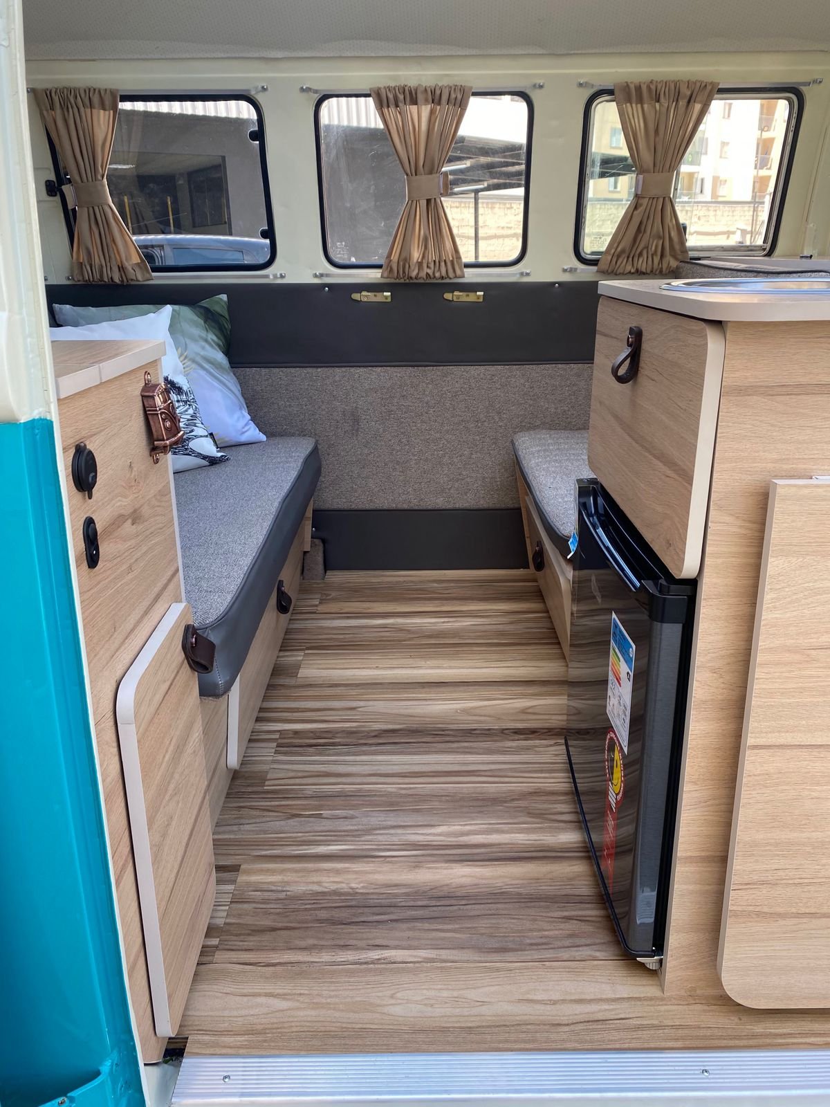 vw_t2_baywindow_bus_camper_van (22).jpeg