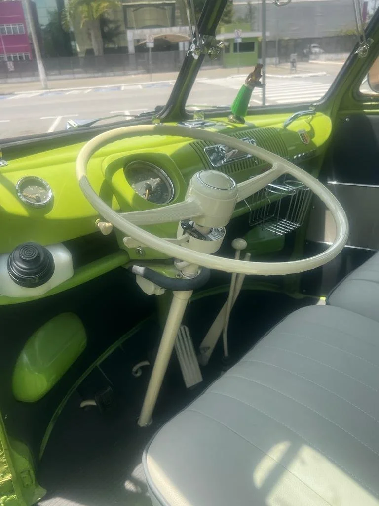 VW T1 split window bus 1974 — Brazilian Classic Cars