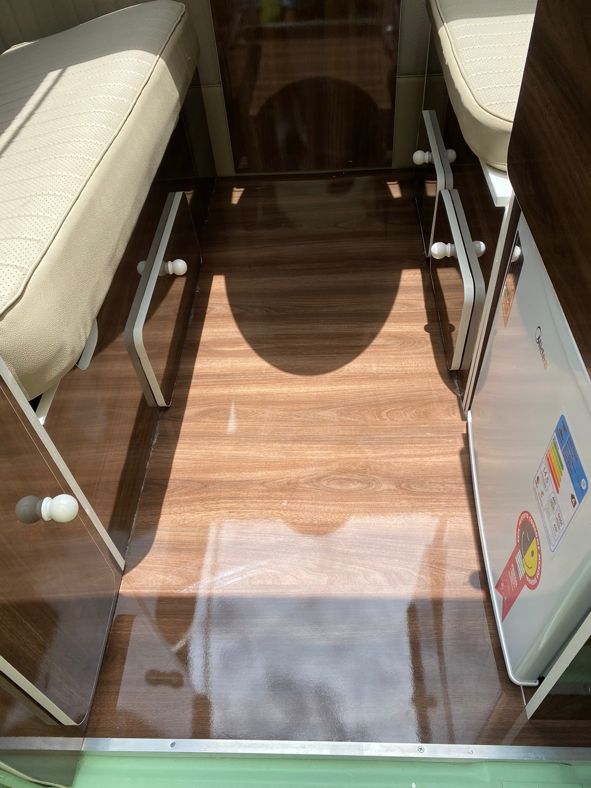 baywindow_camper_van (17).jpeg