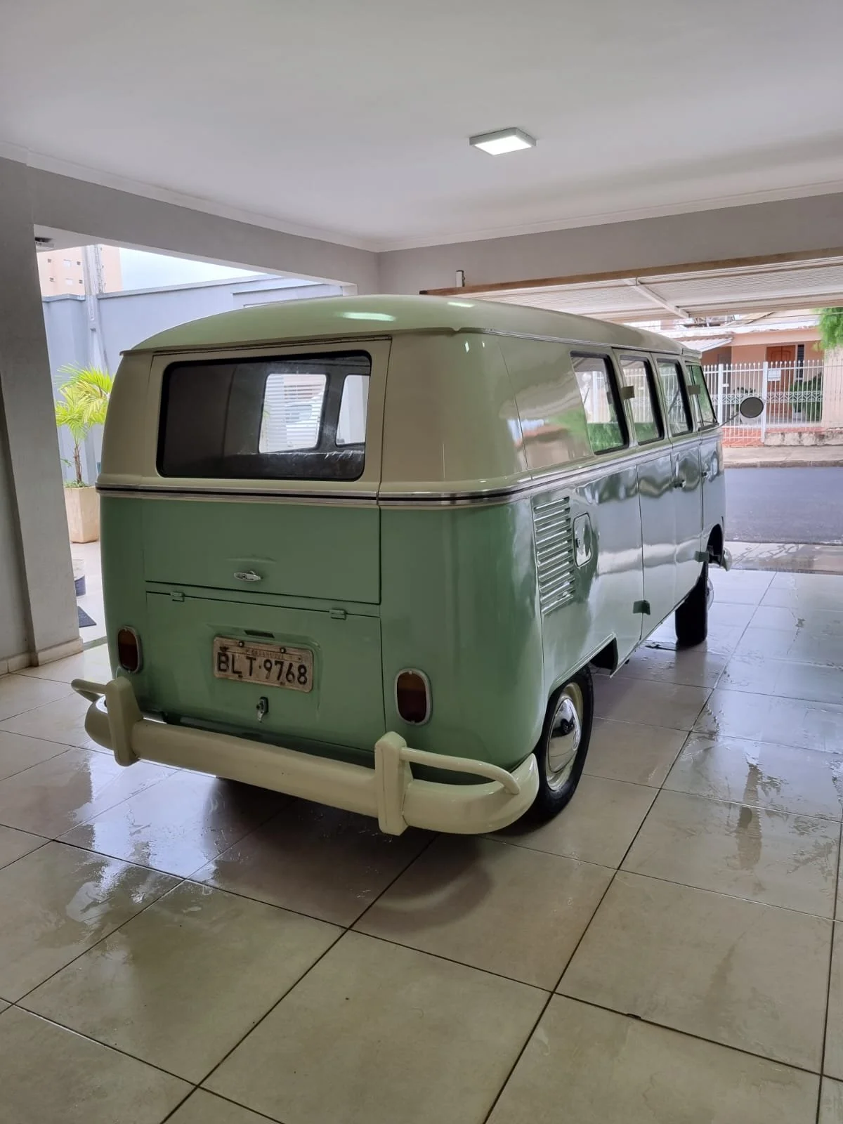 VW T1 Split Window Bus 1970 Brazilian Classic Cars vw-t1-split-window-bus-1970-brazilian-classic-cars
